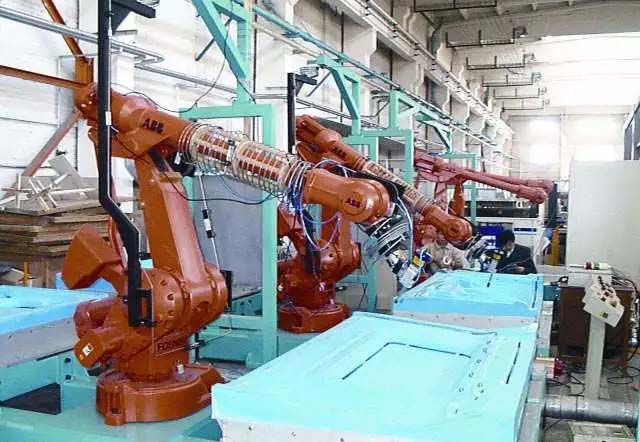 還在“佛系”手工噴涂？“仙系”手把手示教機器人已經駕臨！-3