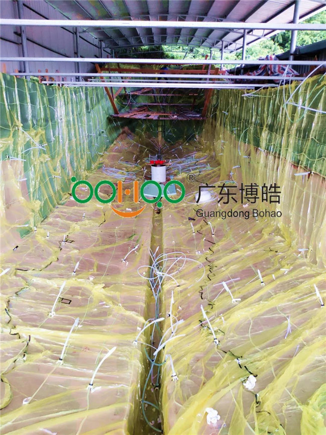 啟動真空設(shè)備，抽取體系中空氣，直至真空狀態(tài)
