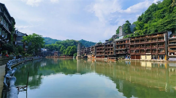 “湘”約鳳凰，相守未來(lái)——2022博皓快樂(lè)湖南行    -24