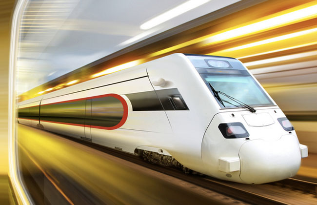碳纖維新材料的運用不僅推動高速列車行駛的低碳化，也將帶來車用材料的綠色生產(chǎn)，引領軌道交通工業(yè)的變革。